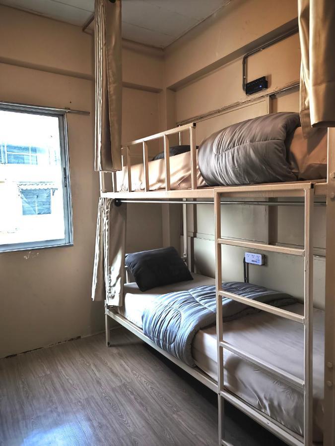 Youyen Hostel Bangkok Luaran gambar
