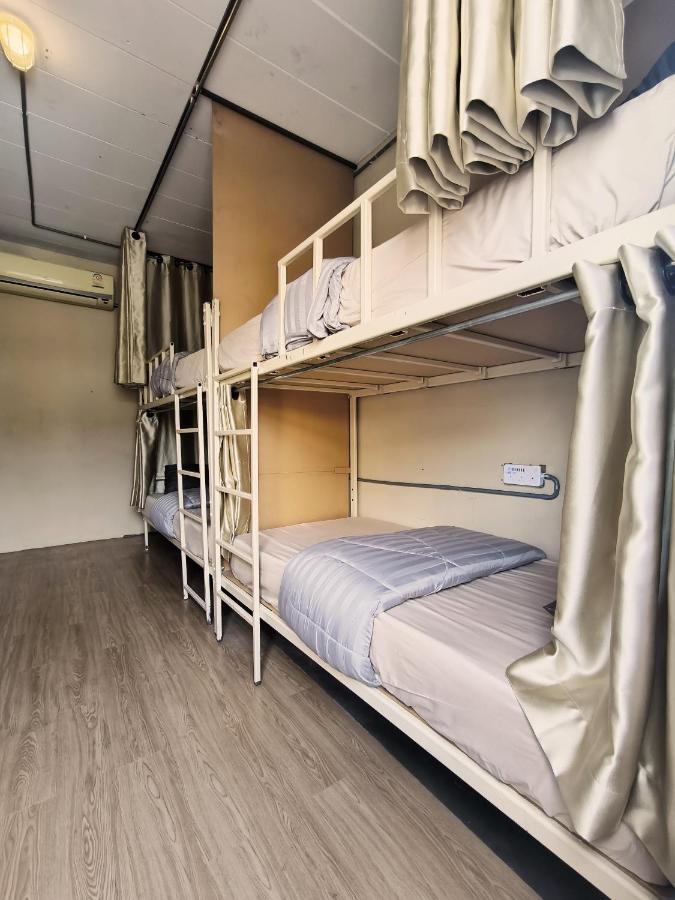 Youyen Hostel Bangkok Luaran gambar