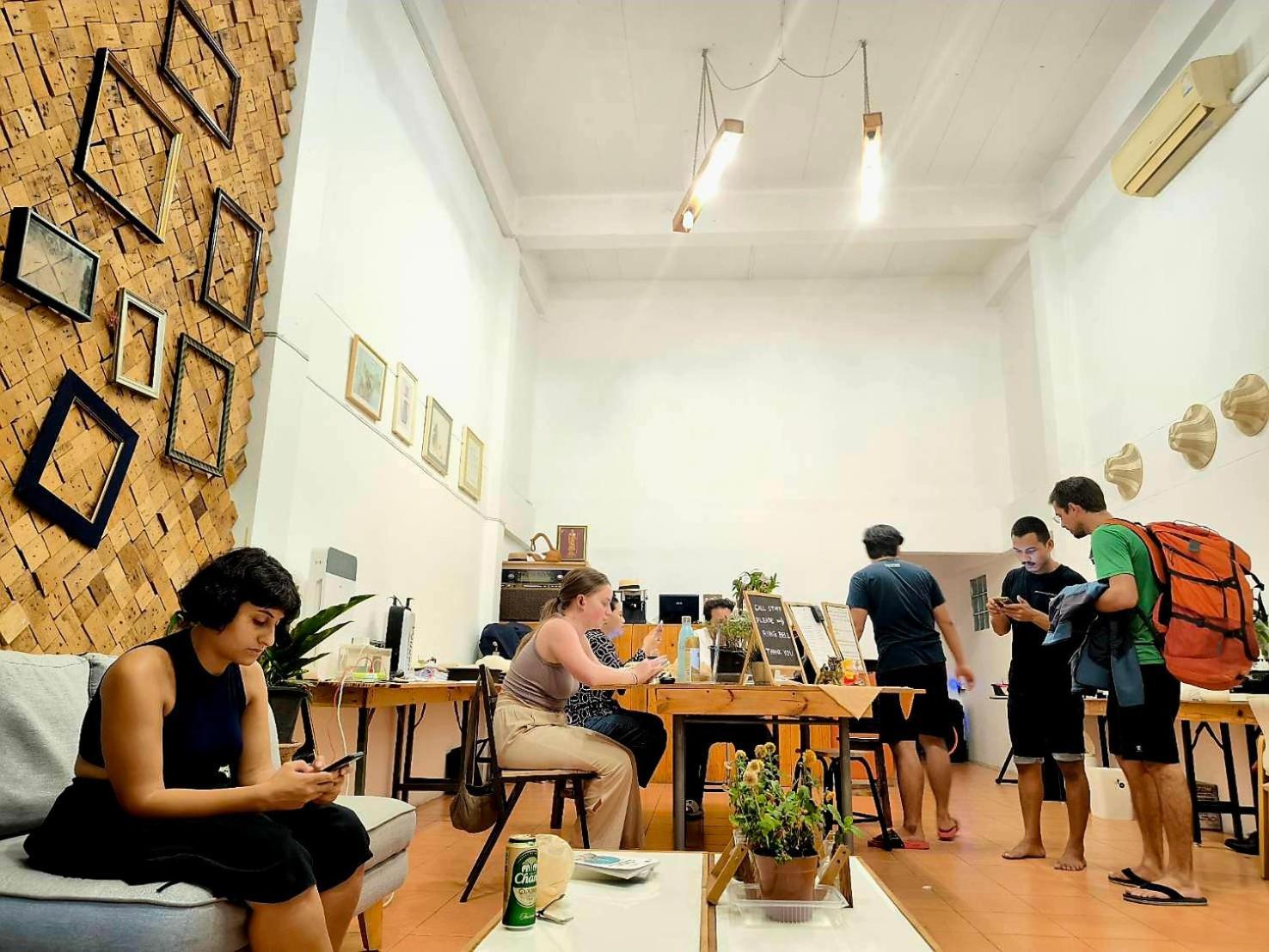 Youyen Hostel Bangkok Luaran gambar