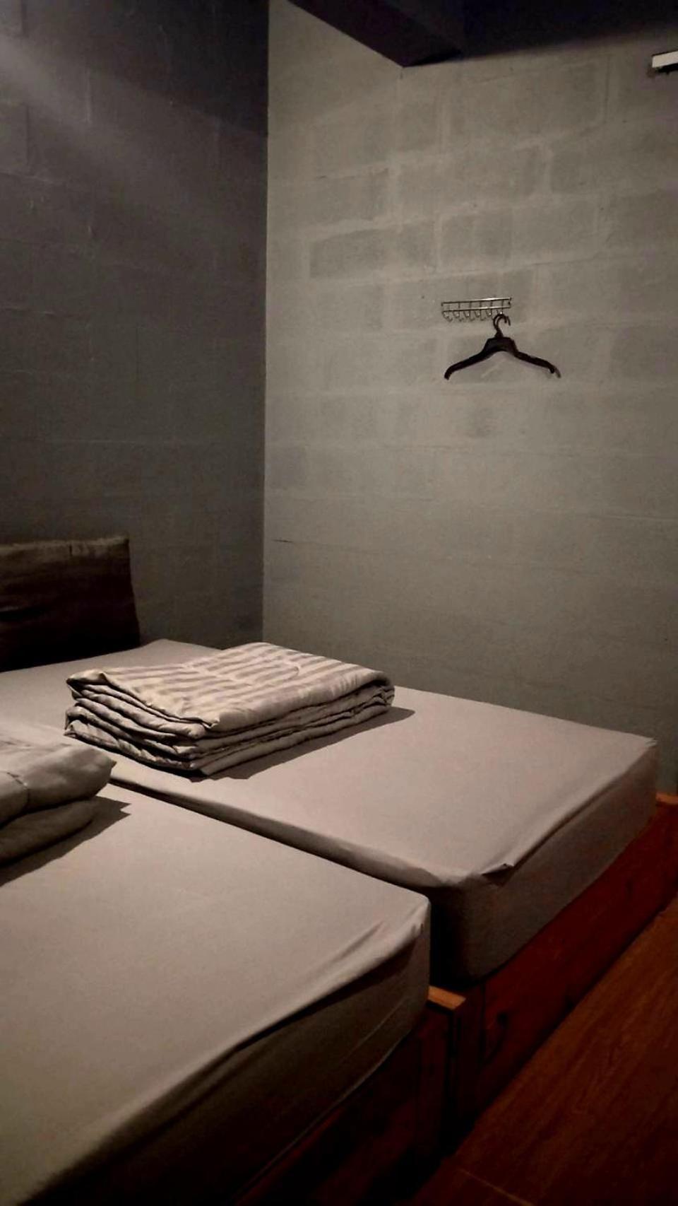 Youyen Hostel Bangkok Luaran gambar