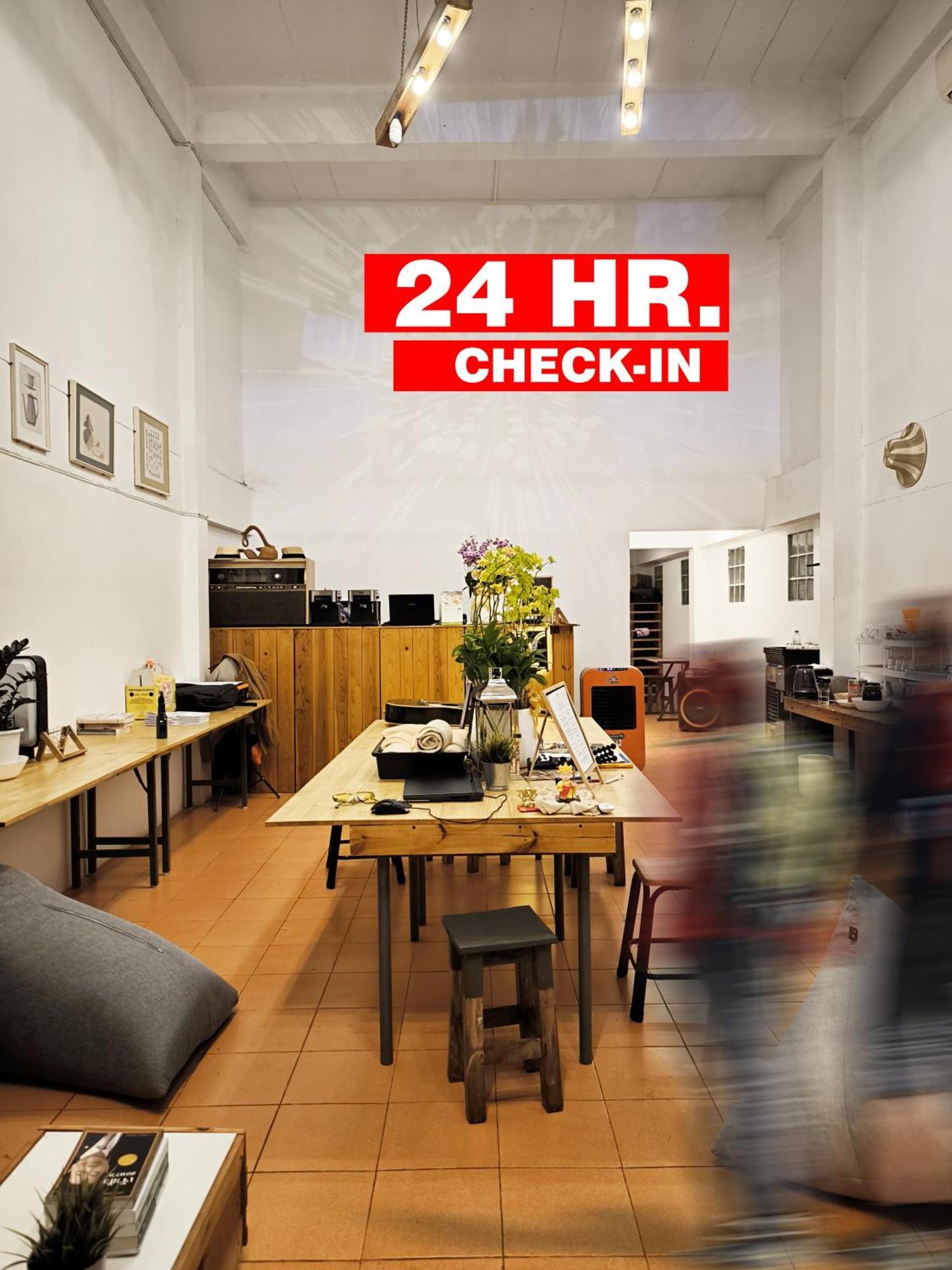 Youyen Hostel Bangkok Luaran gambar