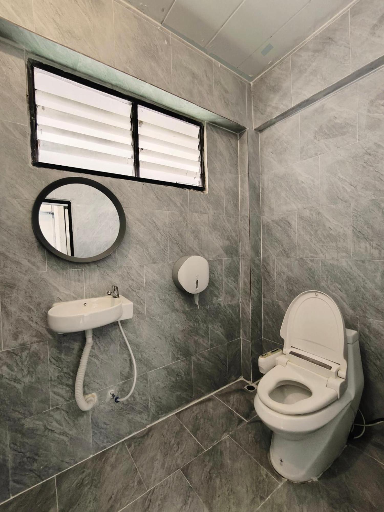Youyen Hostel Bangkok Luaran gambar